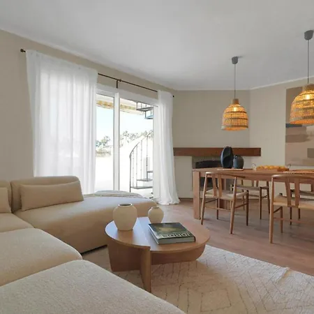 Modern Penthouse With Panoramic Views In Calahonda *